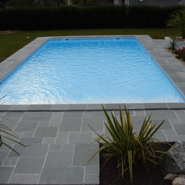 margelle-de-piscine-tandur-gris