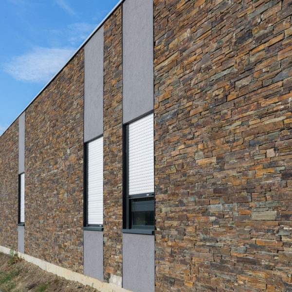 parement-en-plaquette-multicolore-beton